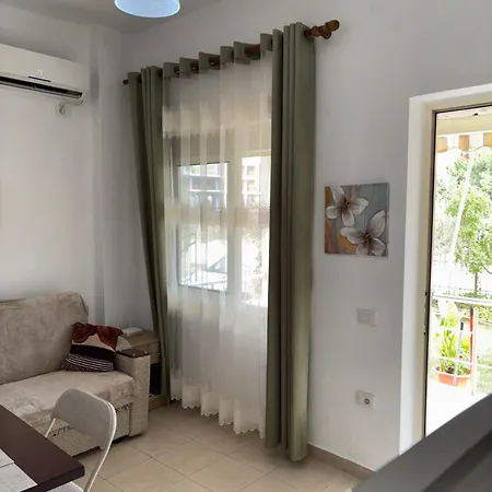 Harmony Escape Апартаменты Голем