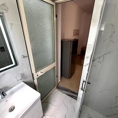 Harmony Escape Apartament Golem (Tirana)